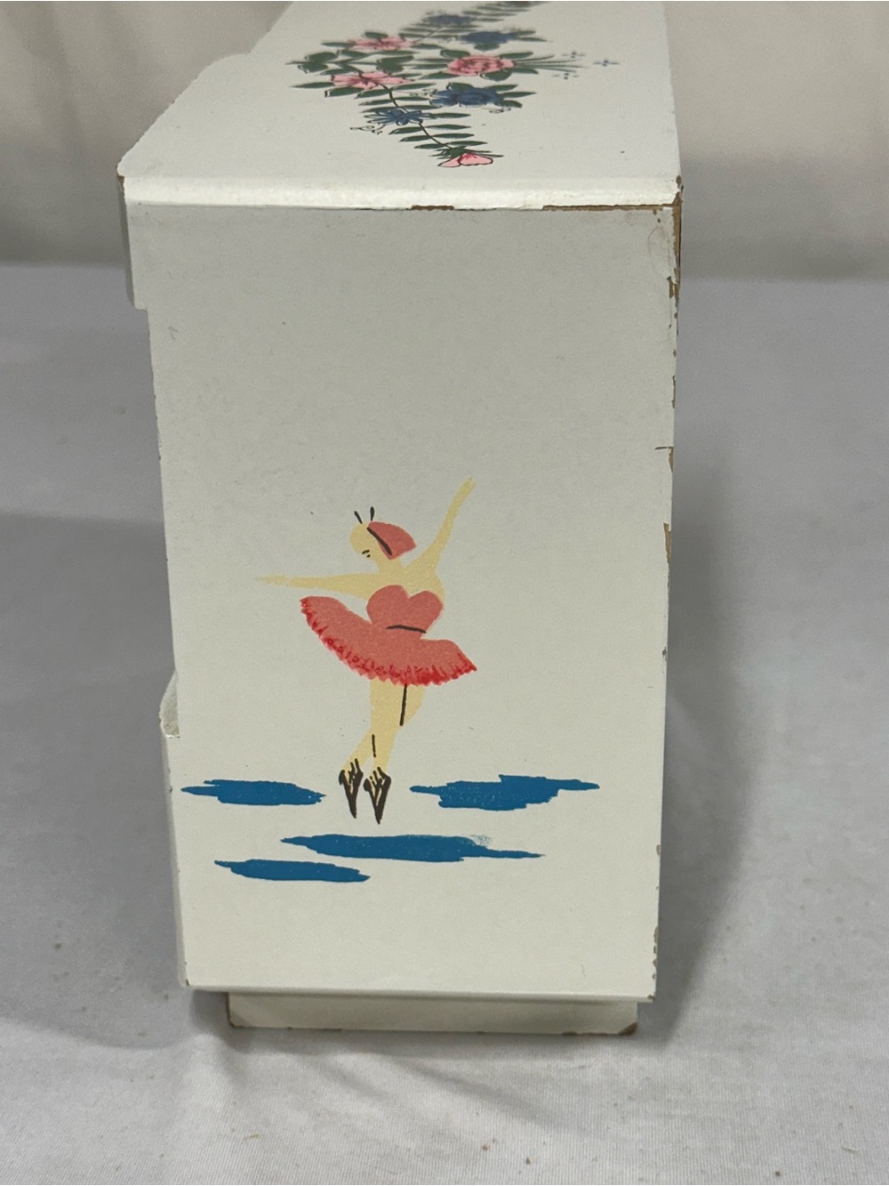 Vintage APCO Musical Jewelry Box - Picture 6 of 8